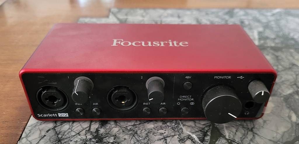 Focusrite Equipement studio: Focusrite Scarlett 2i2 3rd Gen Gebraucht Audio Interface – D'occasion à Oberhof par Flipper404
