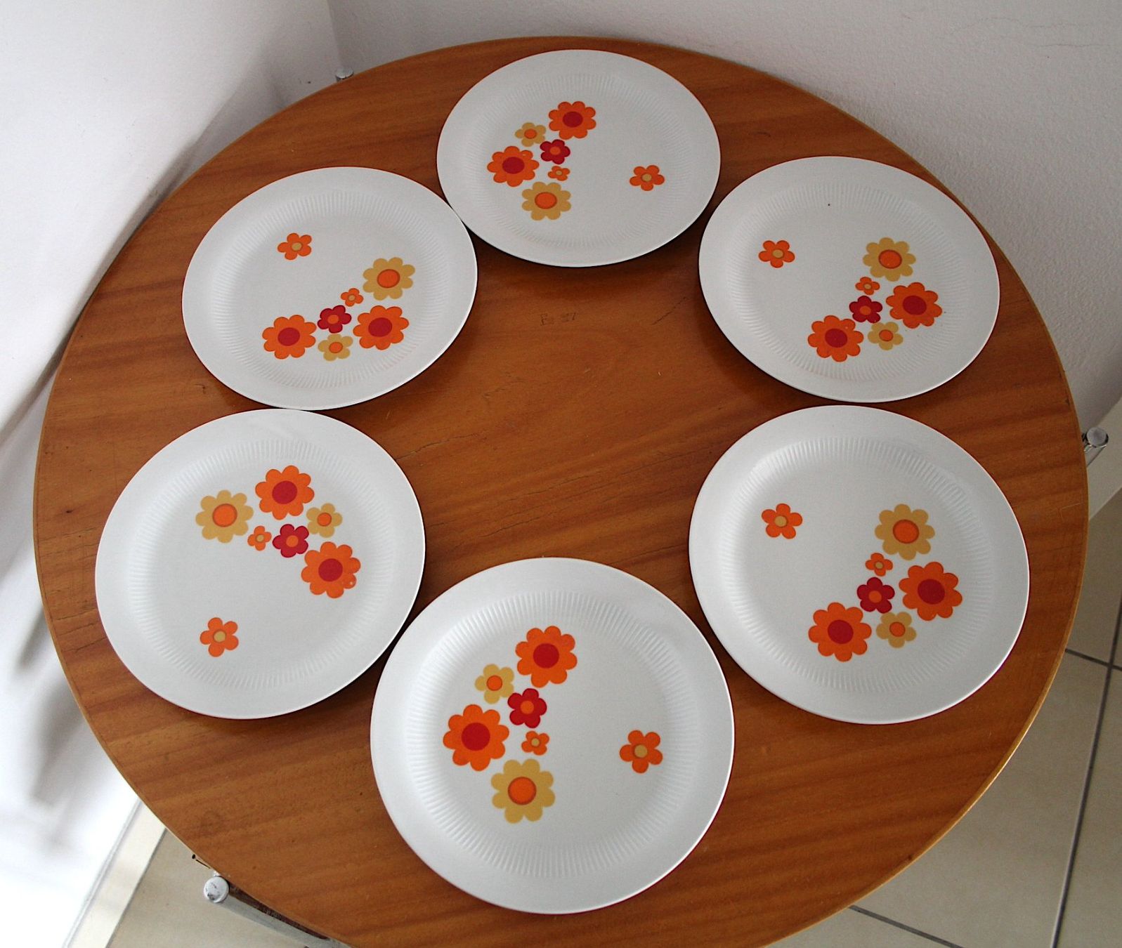 Piatti: 6 Vintage Teller, 19 cm – Usato da Locarno venduto da fripui