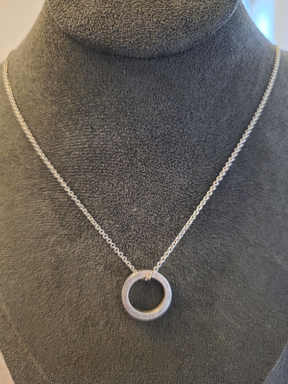 Tiffany & Co. Catenine: Tiffany & Co. 925 Silber Kette & 2 Anhänger – Usato da Binningen venduto da lieblingsstyle 3