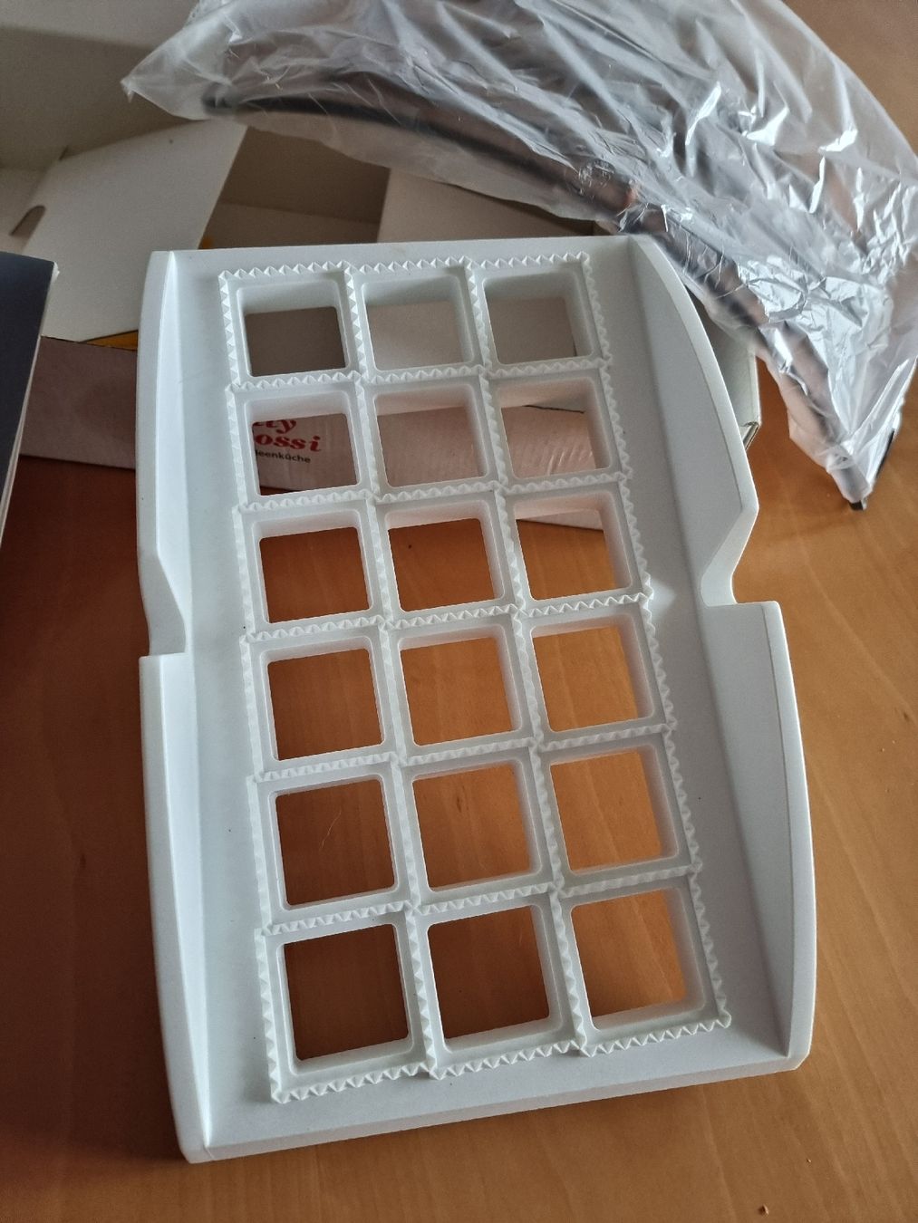 Betty Bossi Elettrodomestici da cucina: Betty boss Ravioli - Täschler – Nuovo e nell'imballaggio originale da Uetendorf venduto da .Eidgenosse. 2