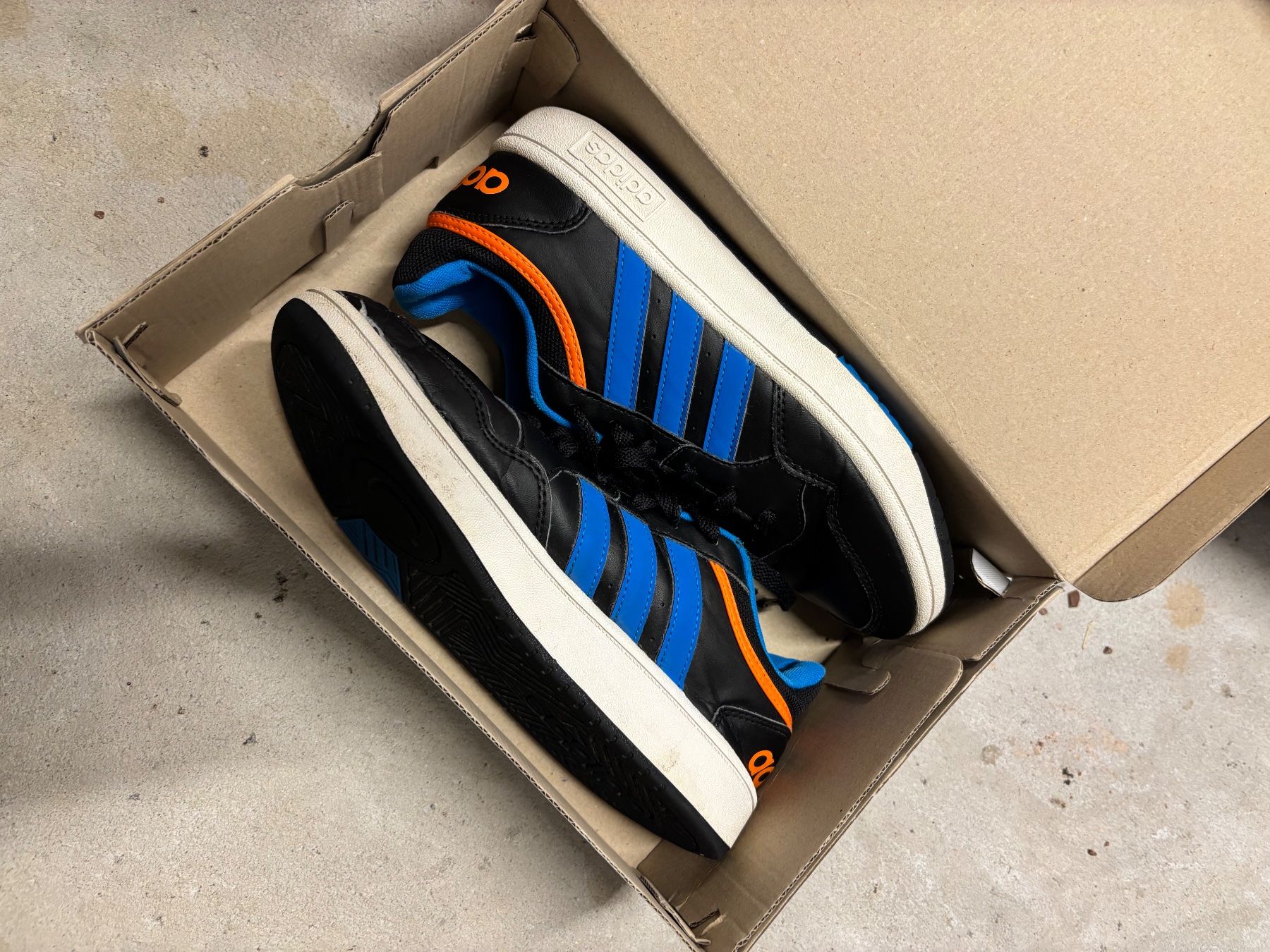 Scarpe da uomo: 3 chassurres parfait 37,36,35.5 – Usato da Neuchatel venduto da UMY 3