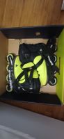 pattini a rotelle con protezioni rollerblade
