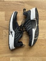 Nike Air schwarz, Grösse 49.5, guter Zustand!