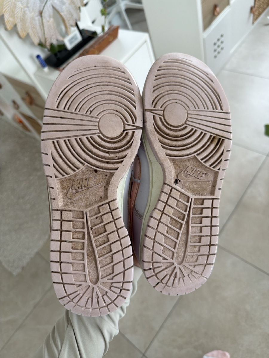 Damenschuhe: Nike Dunk Low easter 2022 – Gebraucht aus Fétigny von Titou2010 1
