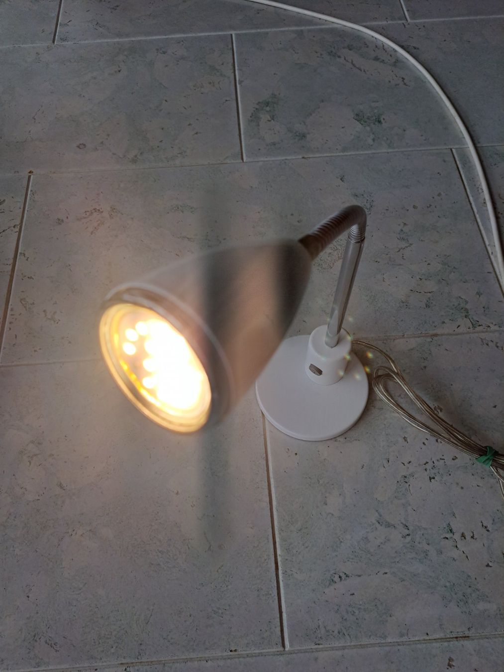 Lampade: Tischleuchte LED – Usato da Pfäffikon ZH venduto da Valsangiaccomo 4