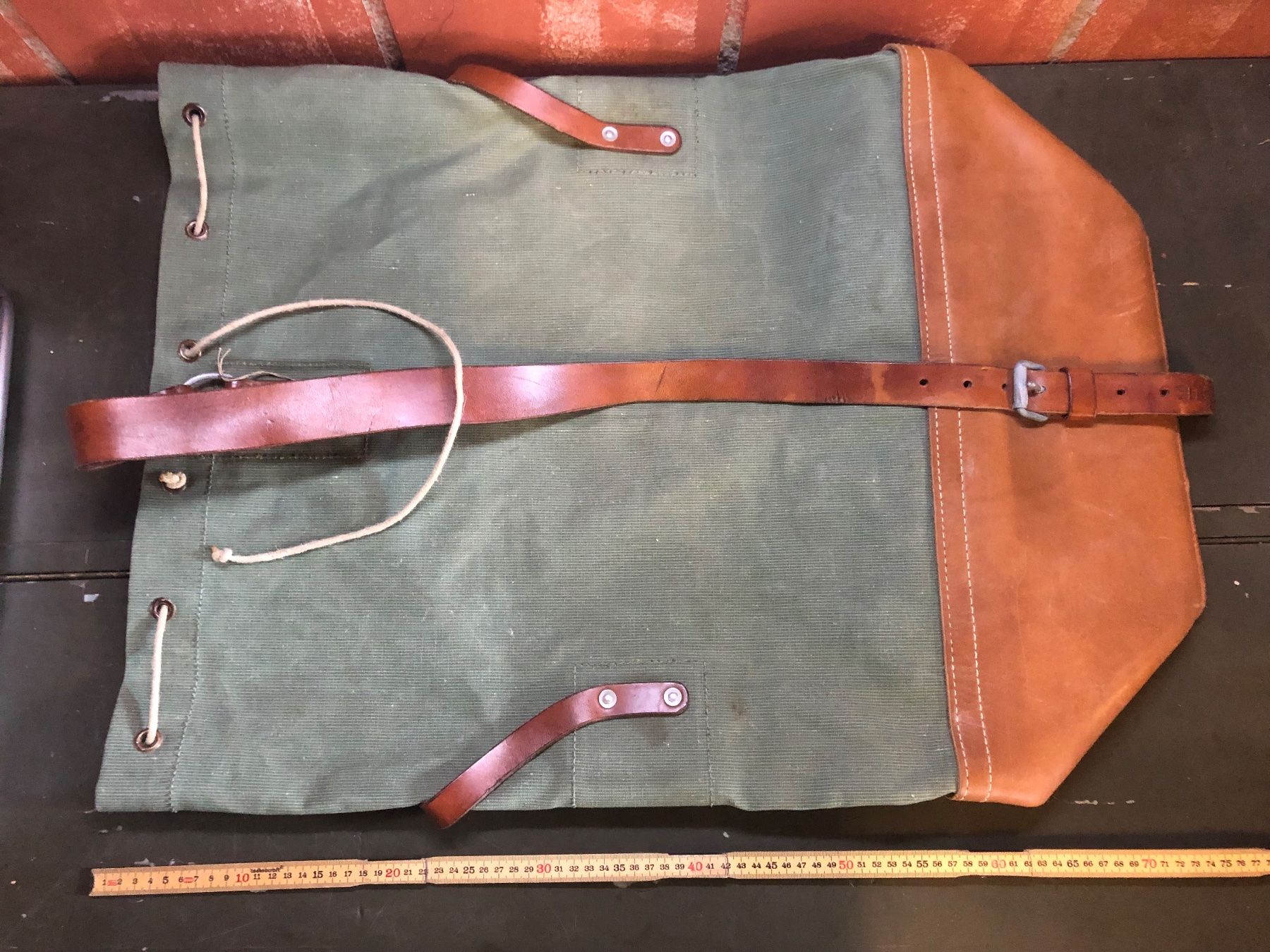 Schweizer Armee Borse: Schweizer Armee Militär Materialsack Seesack Werkzeugtasche – Usato da Madiswil venduto da TEMISO 1