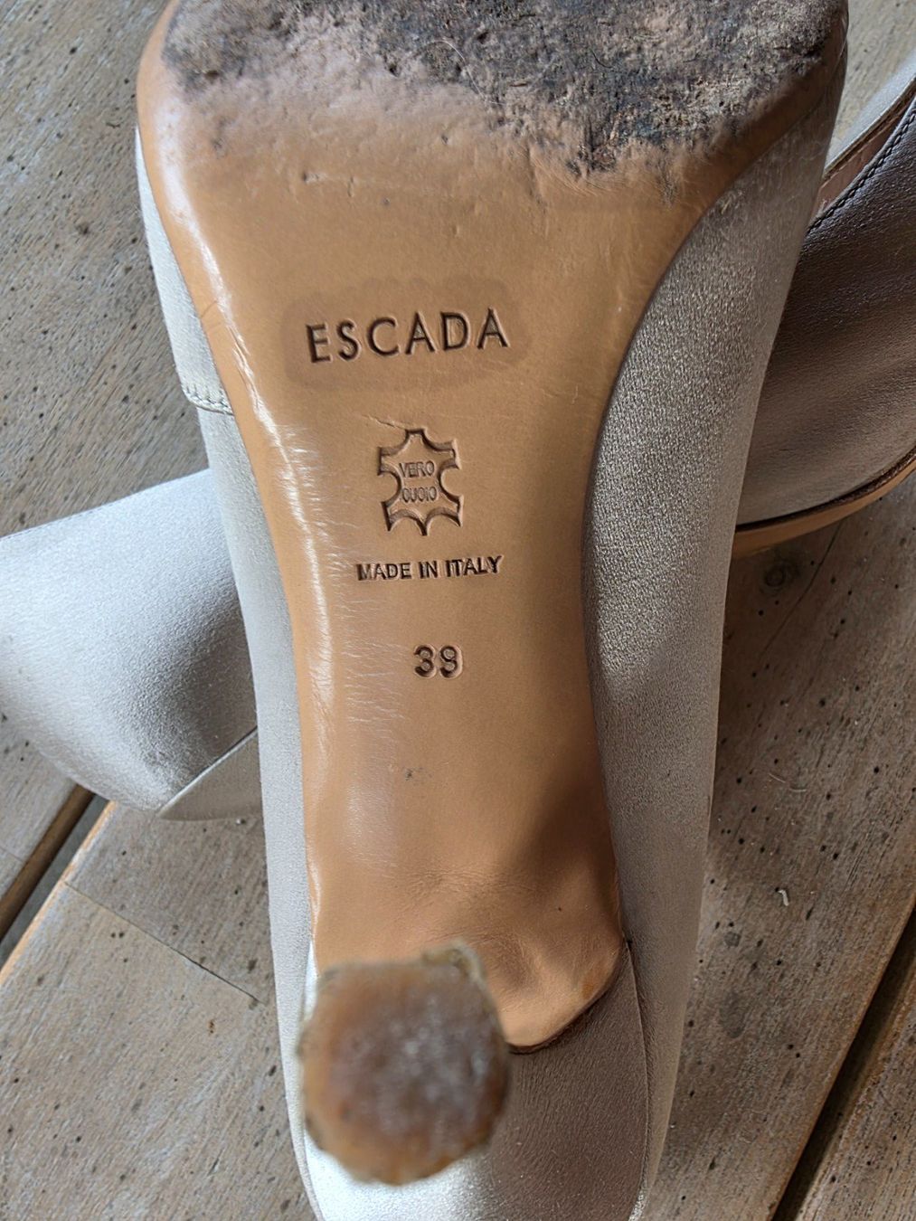 Scarpe da donna: Damen Schuh Escada Schuhe Grösse 39 – Usato da Walterswil BE venduto da Lonitti 7