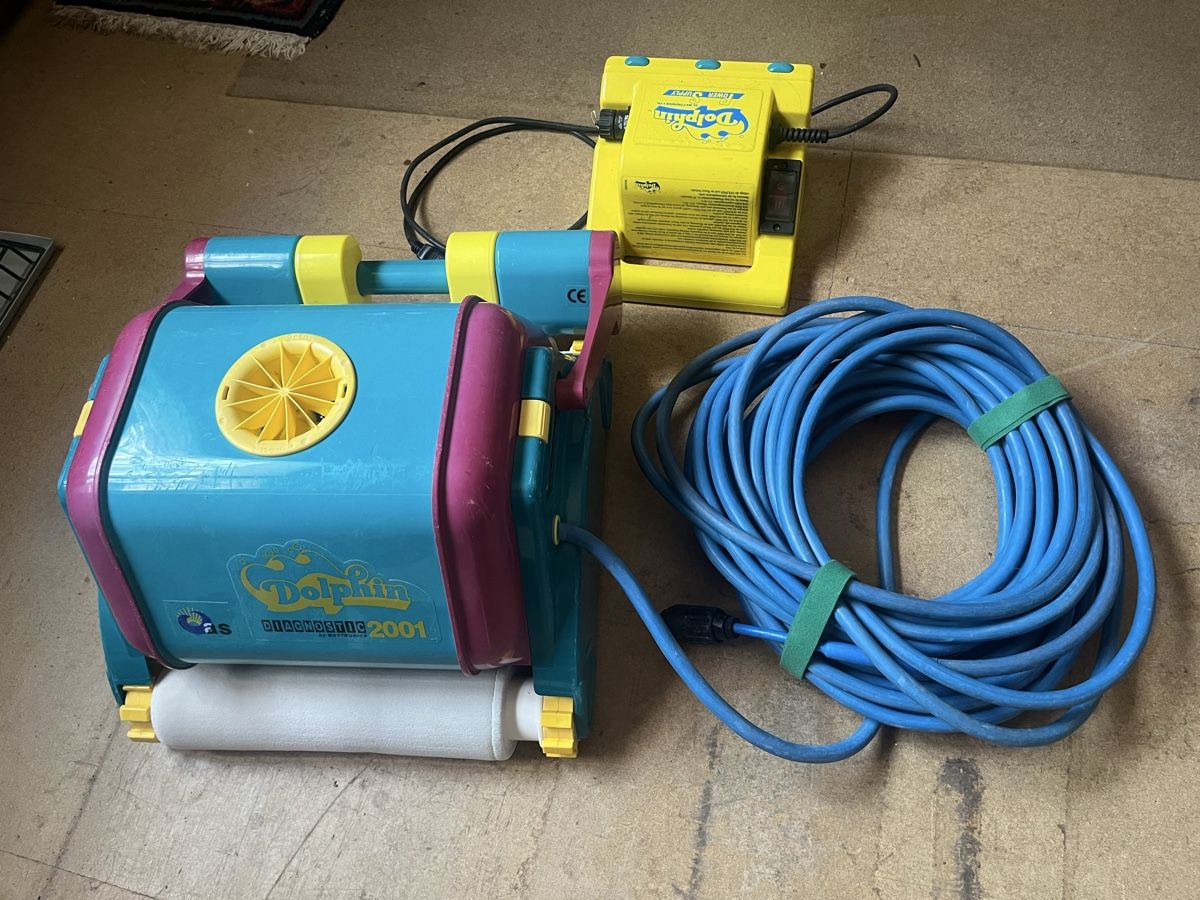 Dolphin Schwimmbad-Zubehör: Pool Roboter Dolphin – Gebraucht aus Lostorf von Inga_r 1