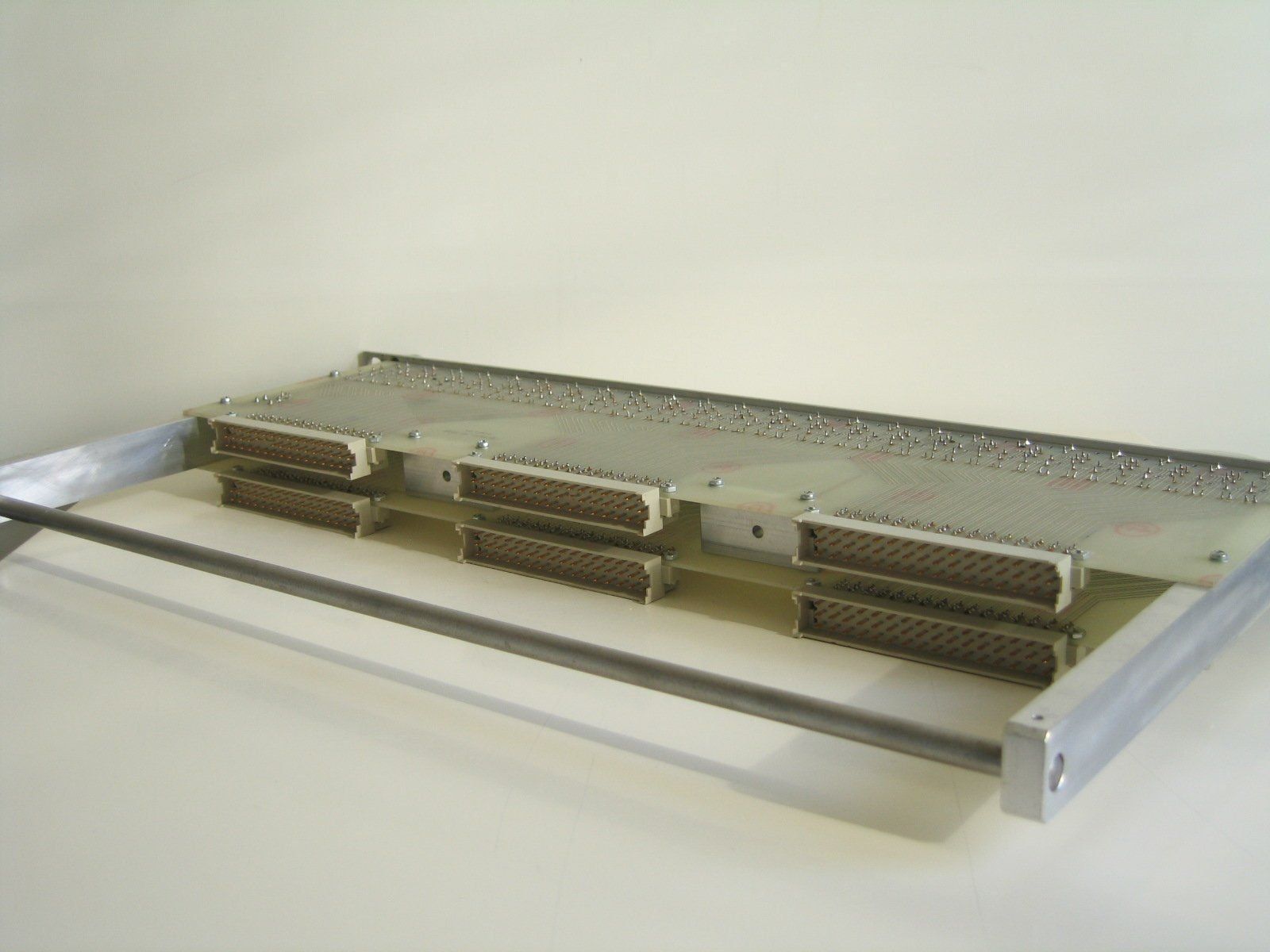 Strumenti musicali: Neutrik PP P03B Patchbay (2 Stück) – Usato da Bern venduto da archer.hostettler 6