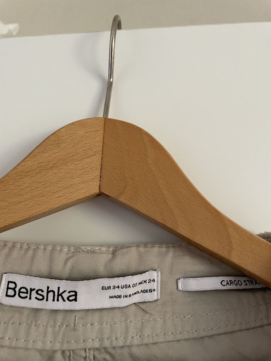 Bershka Pantaloni: Pantalon cargo beige 34 – Nuovo (secondo la descrizione) da Pully venduto da kaba07 4
