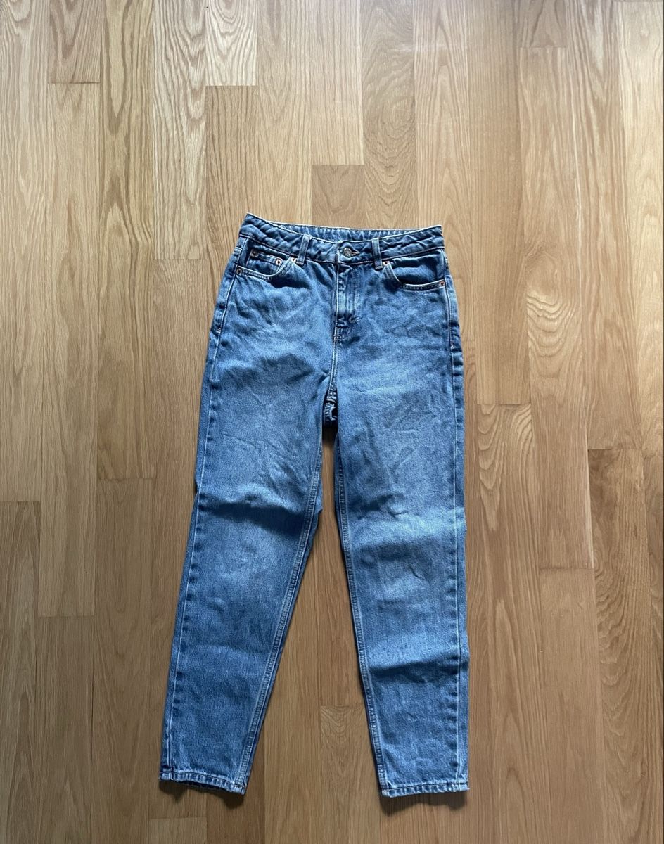 Topshop Jeans: Topshop Mom Jeans – Usato da Zürich venduto da liv_wyz7