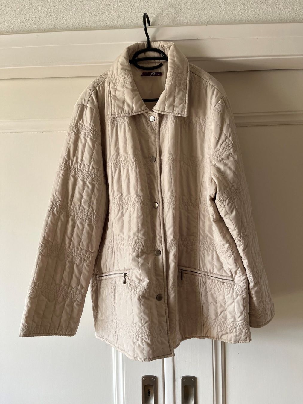 Giacche: Übergangsjacke Damen beige – Usato da Jona venduto da m.brun