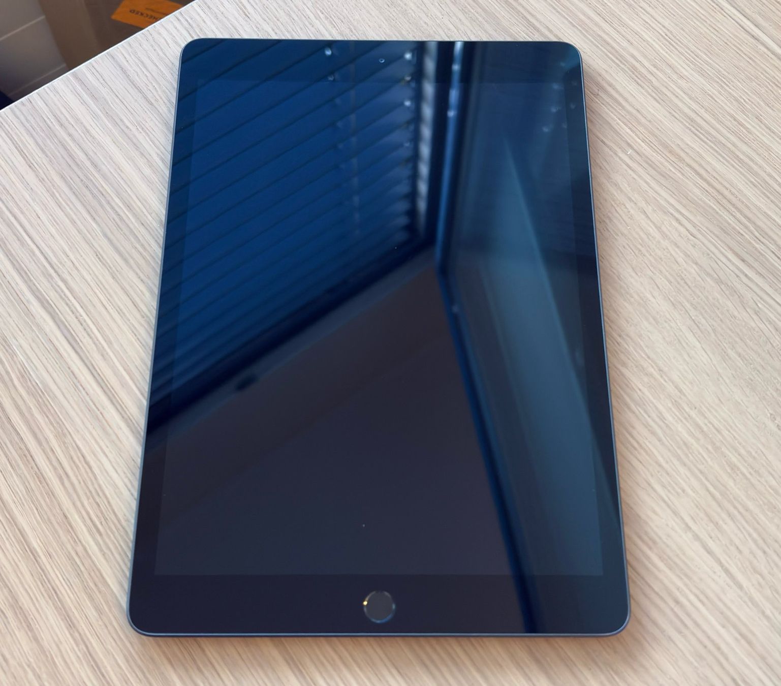 Apple Tablet PC: Apple iPad (7. Generation) | schwarz – Usato da Volketswil venduto da appmac67
