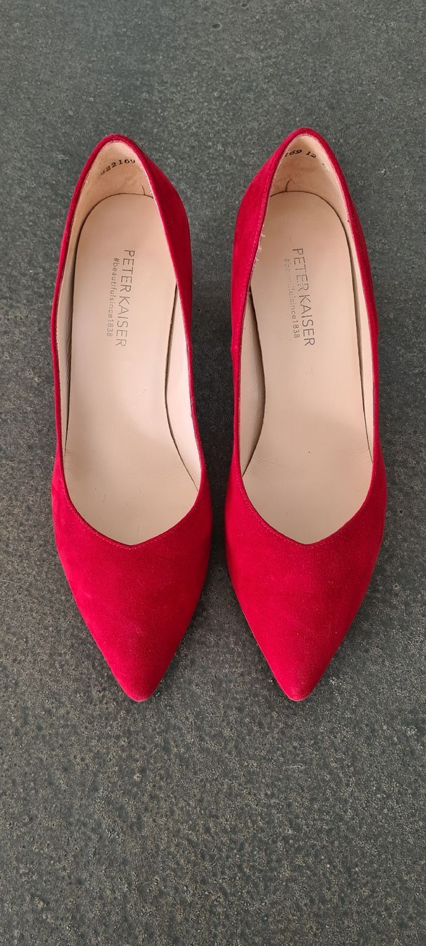 Scarpe da donna: Rote Peter Kaiser Pumps Gr. 6.5 Veloursleder – Nuovo (secondo la descrizione) da Grüningen venduto da Highclere 1