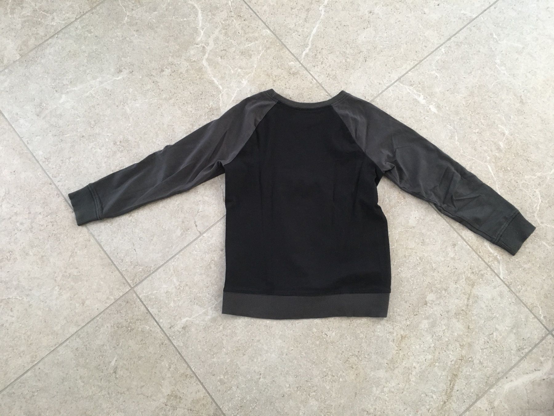 H&M Maglioni & Felpe: Cooler Angry Birds Pullover Gr. 110/116 – Usato da Gächlingen venduto da Tara_devi 1