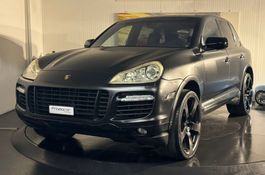 Porsche Cayenne Turbo V8 Black Matte
