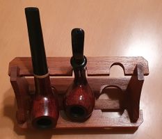 Pfeiffenständer mit 2 edlen Pfeifen