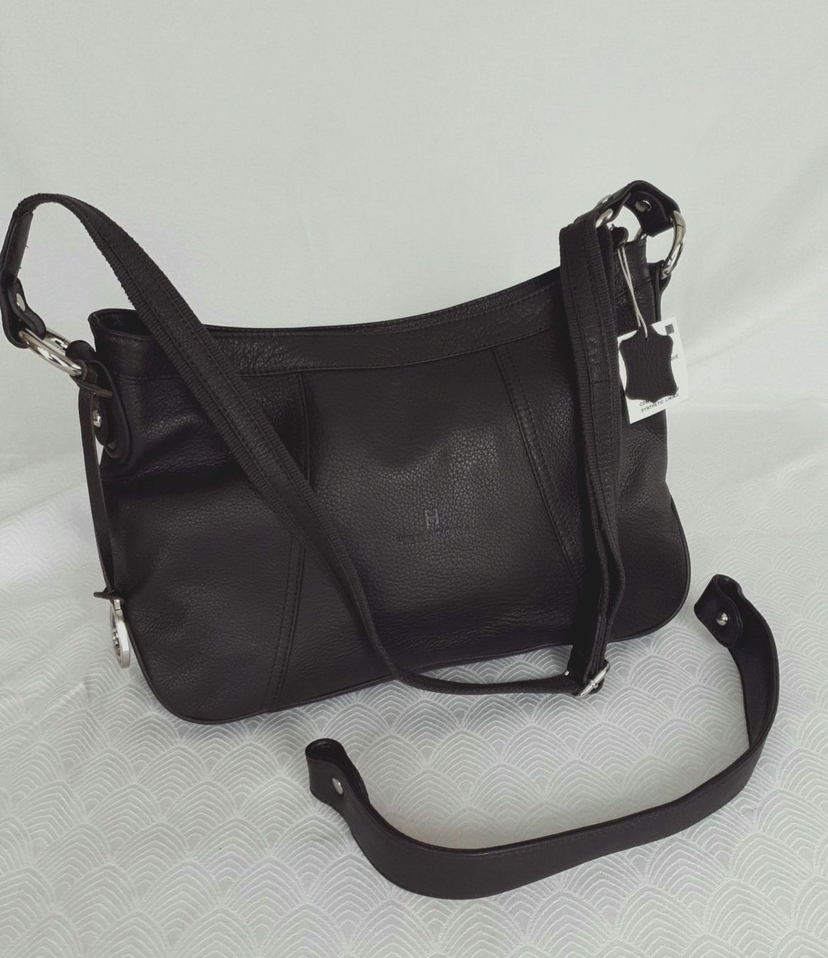 Borse da donna: Dunkelbraunes Echtleder Schultertasche - NEU – Nuovo e nell'imballaggio originale da Uetikon am See venduto da Kakao2 4