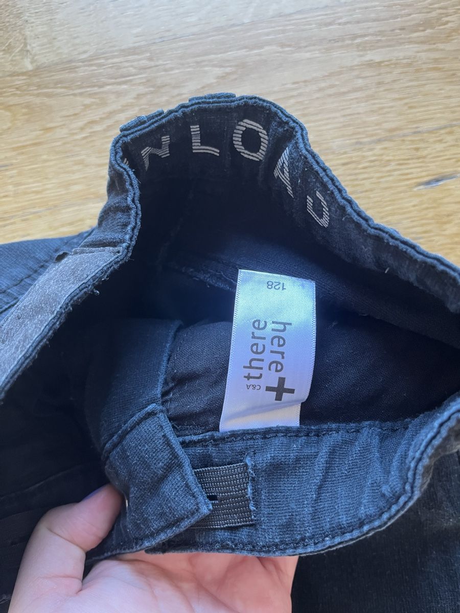 Pantaloni: Hose Gr. 128 – Usato da Chur venduto da cardem86 1
