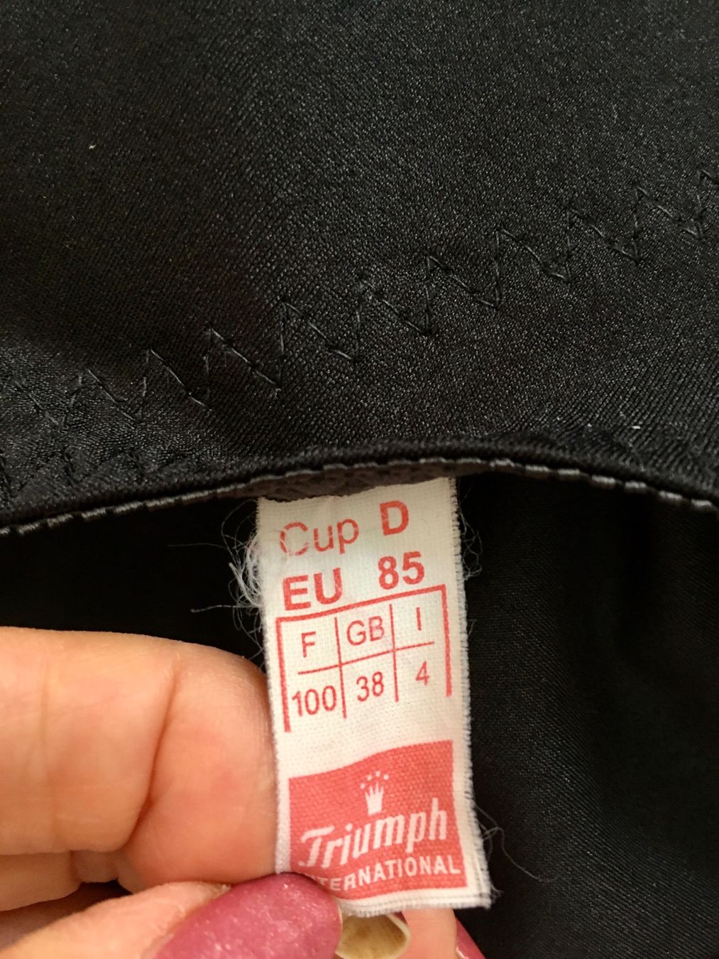 Altra biancheria intima: TRIUMPH Body Gr. 85 D ohne Bügel – Usato da Bellinzona venduto da LuganoBoutique 6