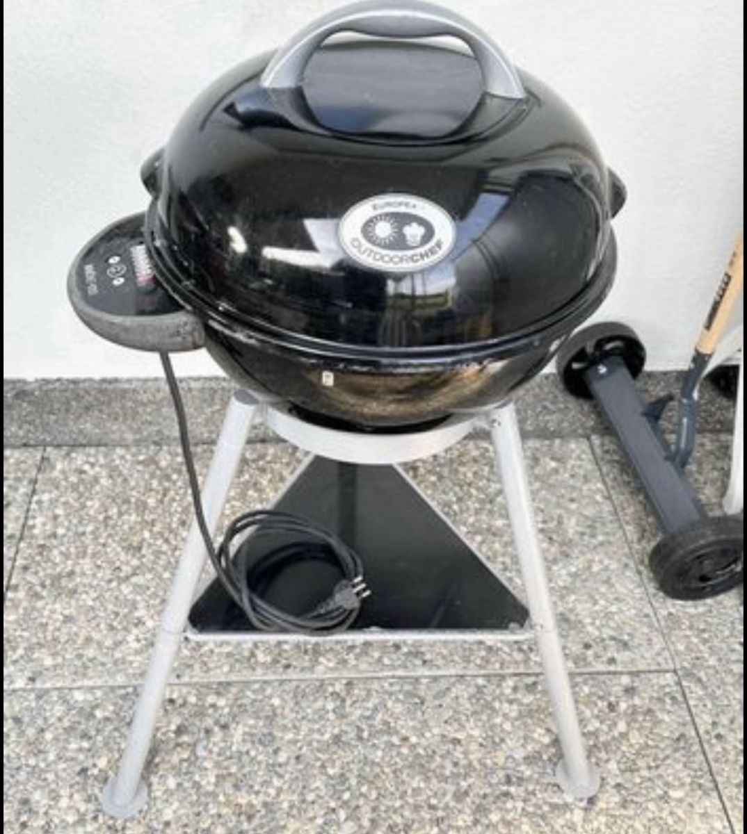 Griglie: Grill Kugelgrill Elektro Outdoorchef – Usato da Gerlafingen venduto da sternrose