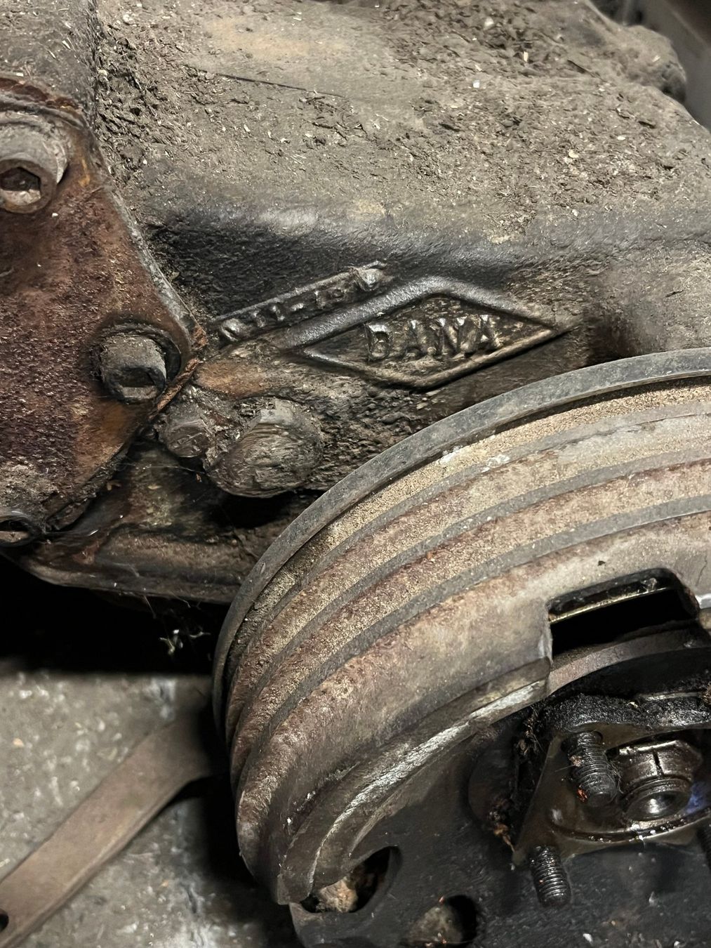 Jeep Tutti pezzi di ricambio auto: Jeep T98 Borg Warner mit Dana Verteilgetriebe – Usato da Zürich venduto da Csjeeper 3
