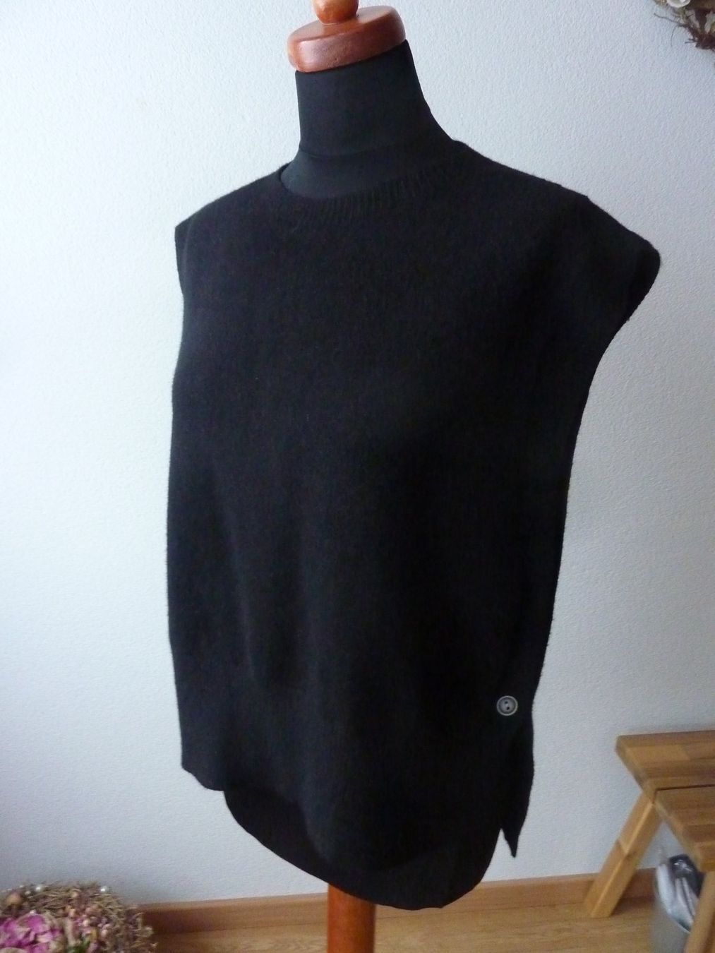 Gilets: schwarzer Pullunder  ca. 38 M oversize – Neuf (Voir description) à Waldstatt par Kananaskis1