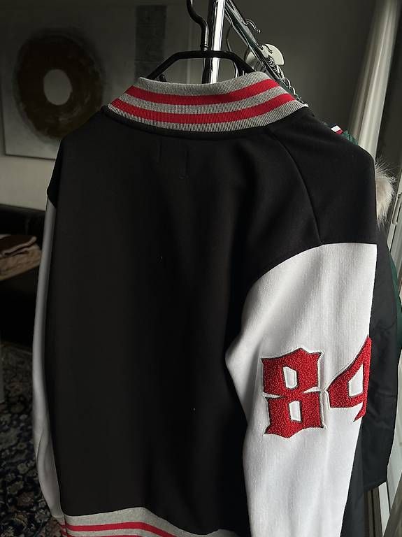 Giacche: College Jacket Gr. S – Usato da Effretikon venduto da kia_c6fv 1