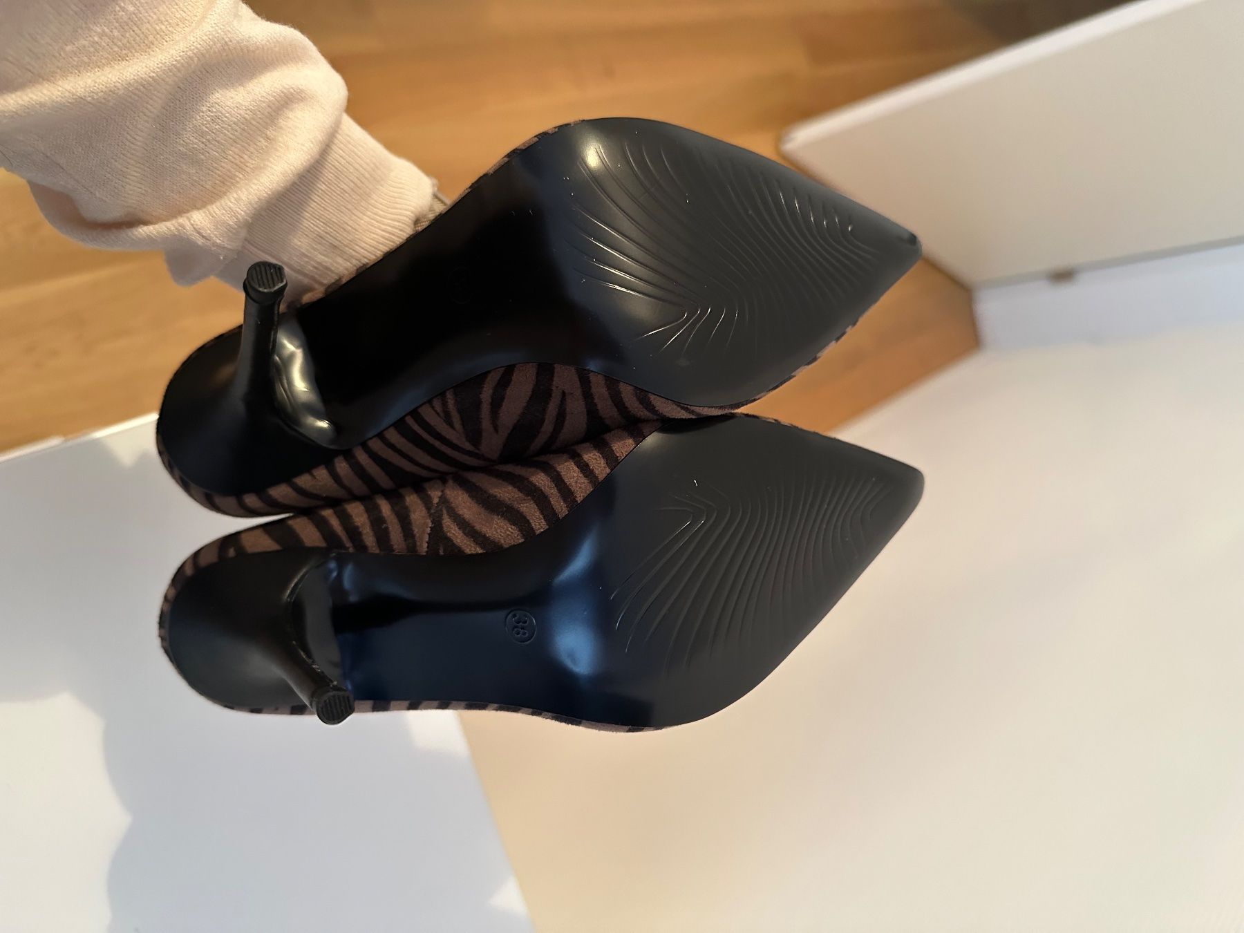 Scarpe da donna: Pumps – Nuovo (secondo la descrizione) da Affoltern am Albis venduto da avu_8kpq 2