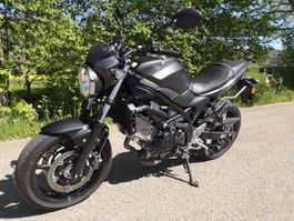 Suzuki SV650U 35kW 3550km Jg. 2017 1. Hand, Navi, Taschen