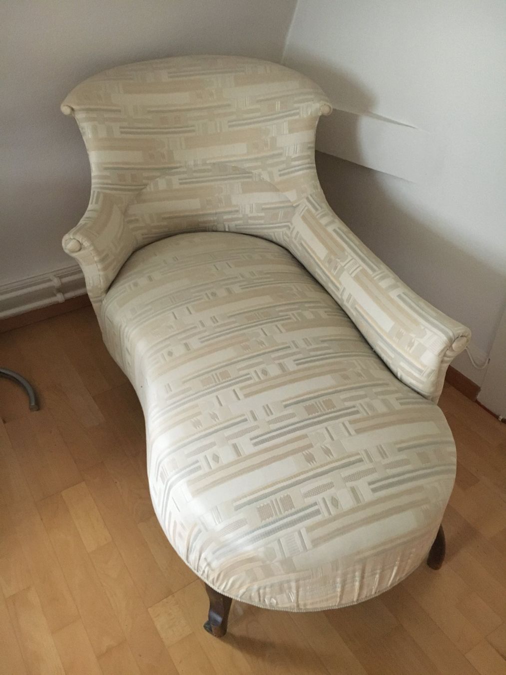 Liegen & Liegestühle: Chaiselongue / Recamiere / Ottomane – Gebraucht aus Zürich von abc033