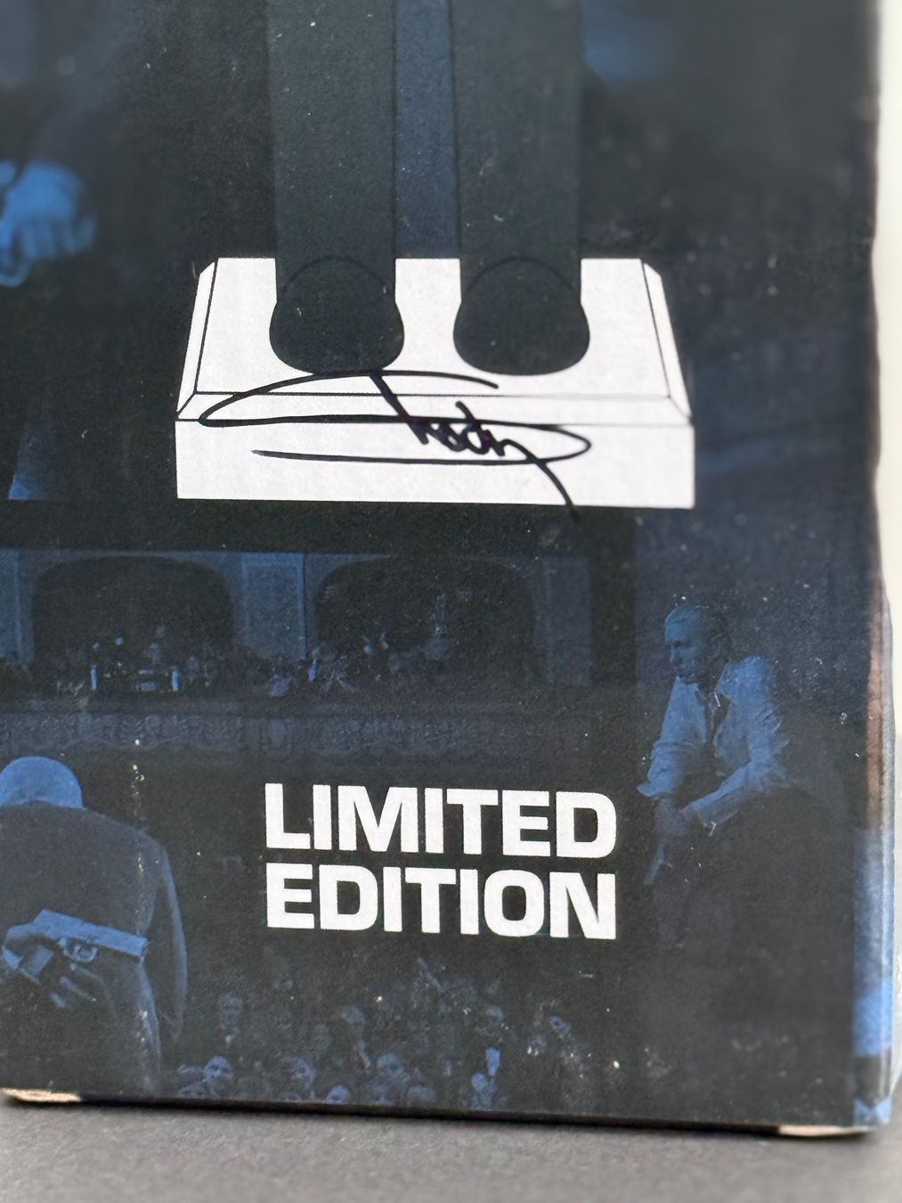 Autografi: Exklusiver Eminem-Nussknacker mit Autogramm – Nuovo e nell'imballaggio originale da Bachenbülach venduto da inn_5kmg 5