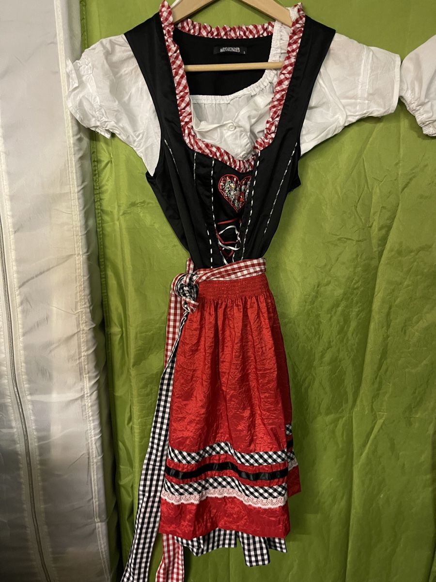Vestiti: Dirndl Grösse S mit Bluse – Nuovo (secondo la descrizione) da Cham venduto da bree88