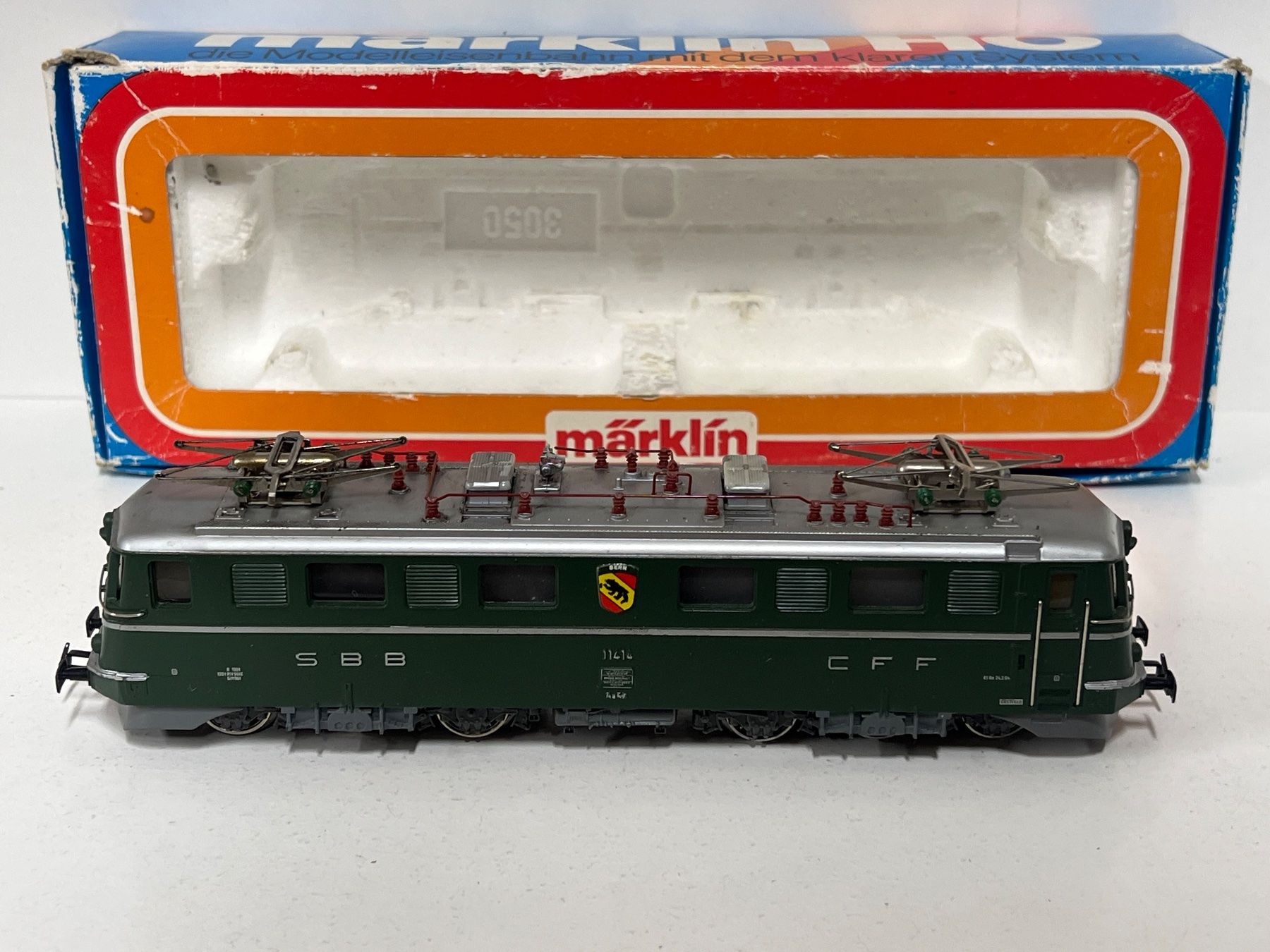 Märklin Modelleisenbahnen: Märklin 3050 SBB Ae 6/6 BERN H0 AC ANALOG – Gebraucht aus Neuenhof von ludovicco 1