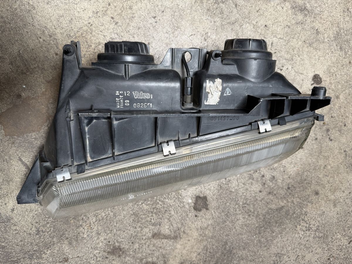 Citroën Tutti pezzi di ricambio auto: Citroen Xm Scheinwerfer – Usato da Zürich venduto da grafvonara 2