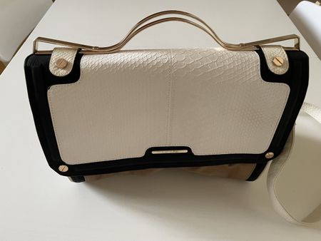Tasche River Island beige schwarz weiss guter Zustand