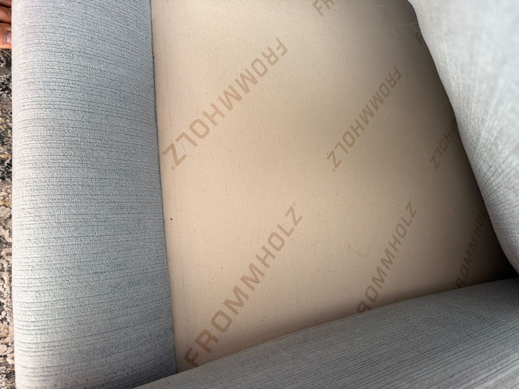 Sofas: Sofa light blue – D'occasion à Reinach BL par jam_y58v 1