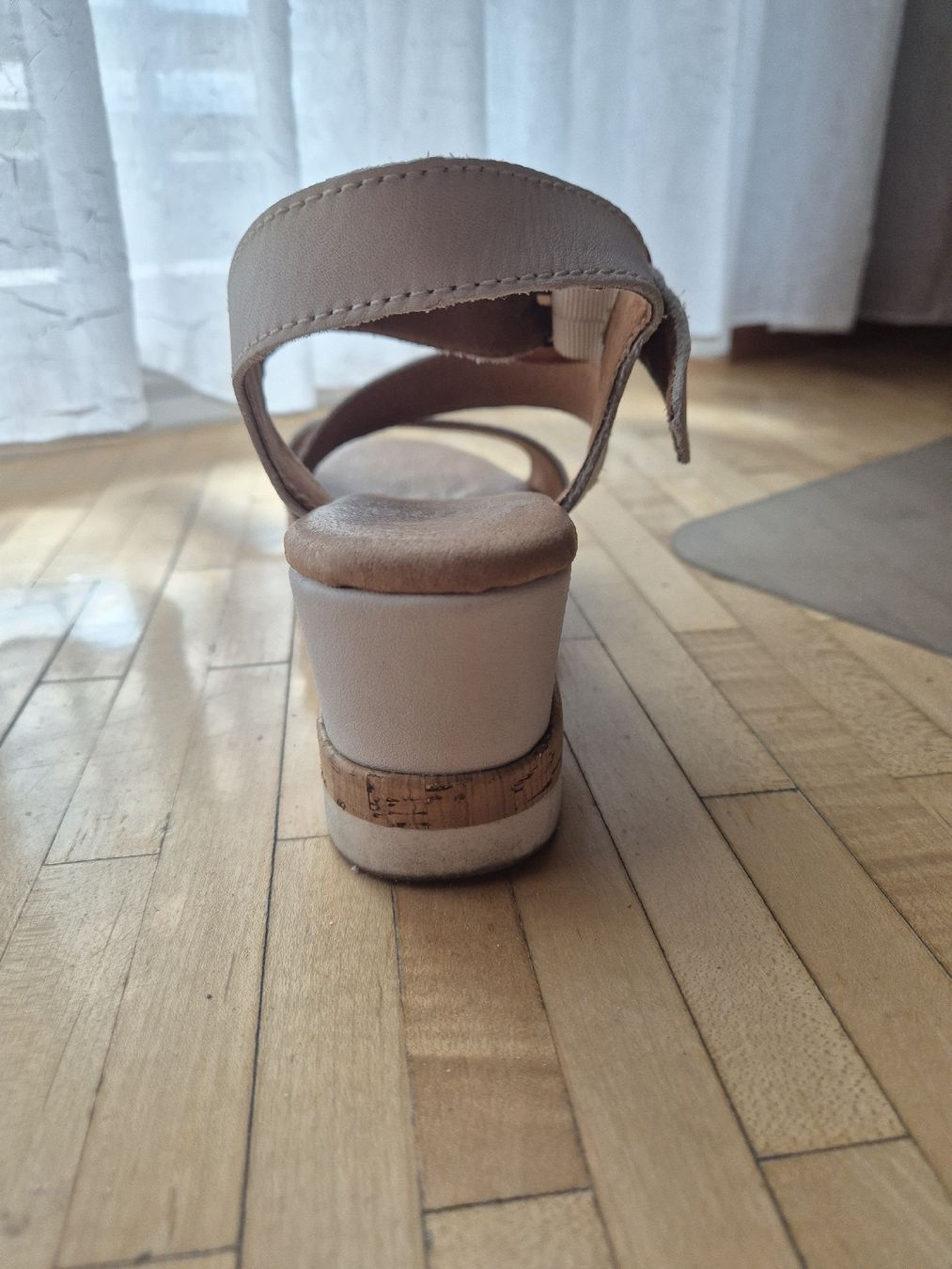 Jana Chaussures femmes: Jana White Wedge Platform Sandals  – Neuf (Voir description) à Pfeffingen par Elegant_trend 2