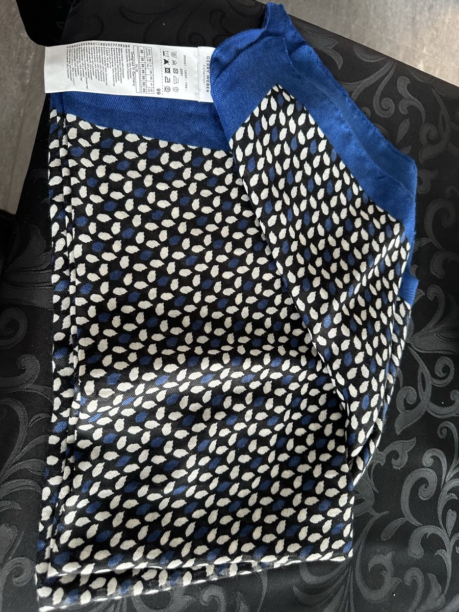 Gerry Weber Foulard & Sciarpe: Gerry Weber Collection Schal, neu – Nuovo e nell'imballaggio originale da Wettswil venduto da haddy91