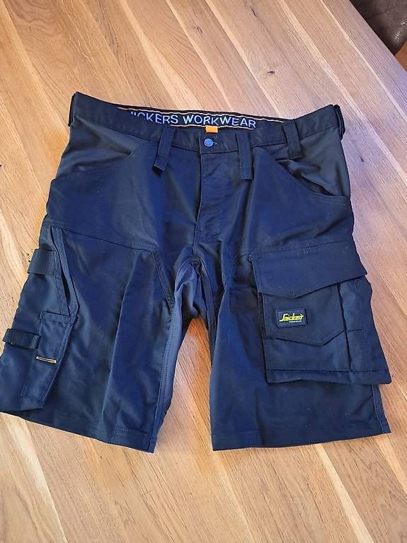 Snickers Pantaloni: Snicker Workwear Shorts Gr. 54 – Usato da Islikon venduto da Tanisha06