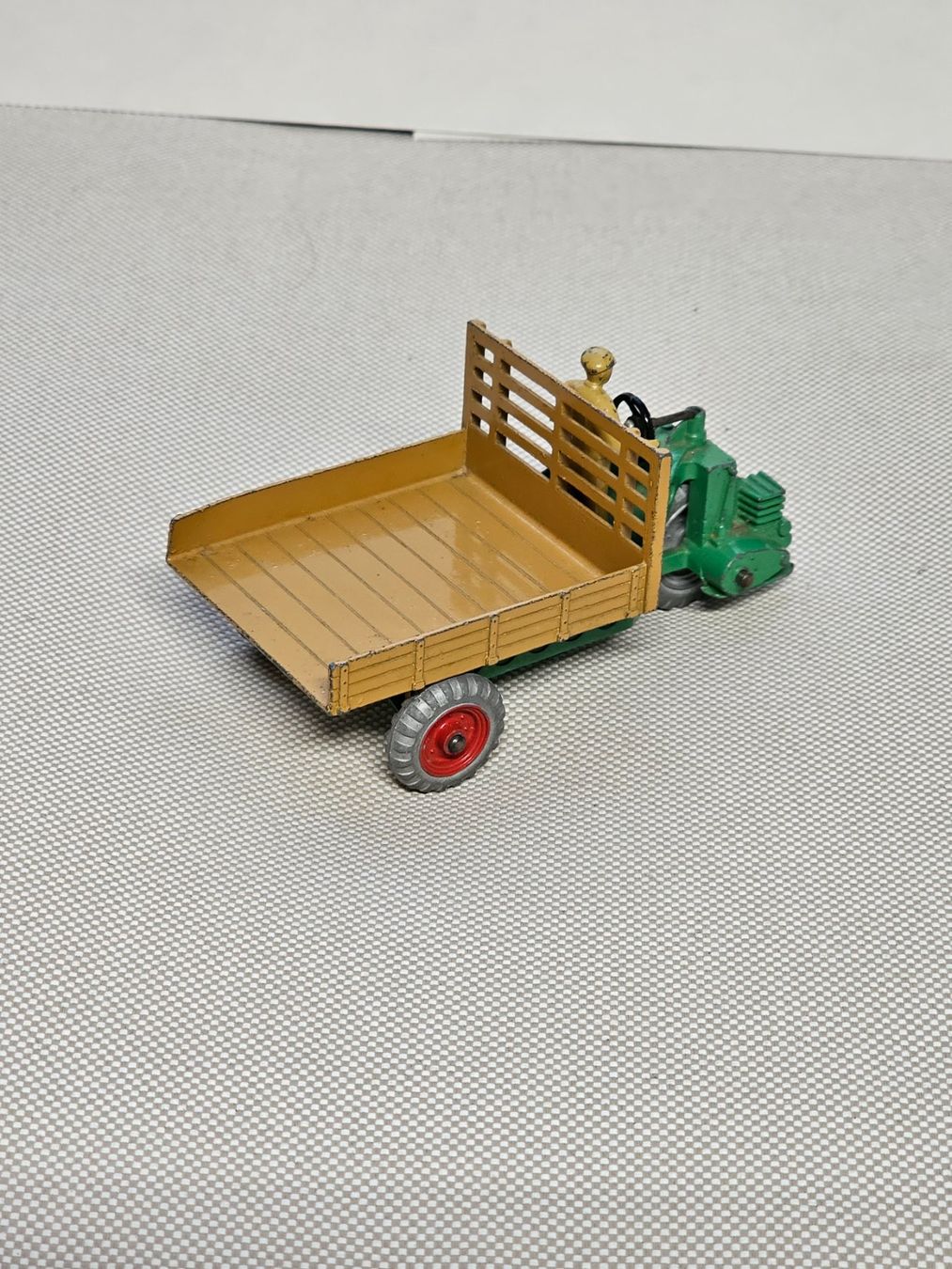 Dinky Toys Modellini d'auto: Dinky Motocard – Usato da Starrkirch-Wil venduto da easygo13 1