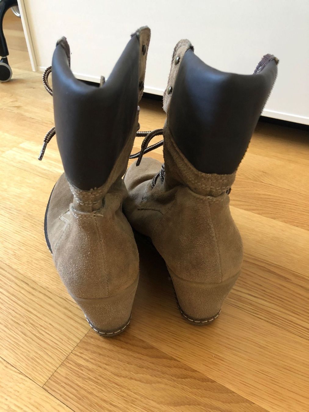 Scarpe da donna: Braune Stiefeletten – Usato da Grenchen venduto da iagiag 1