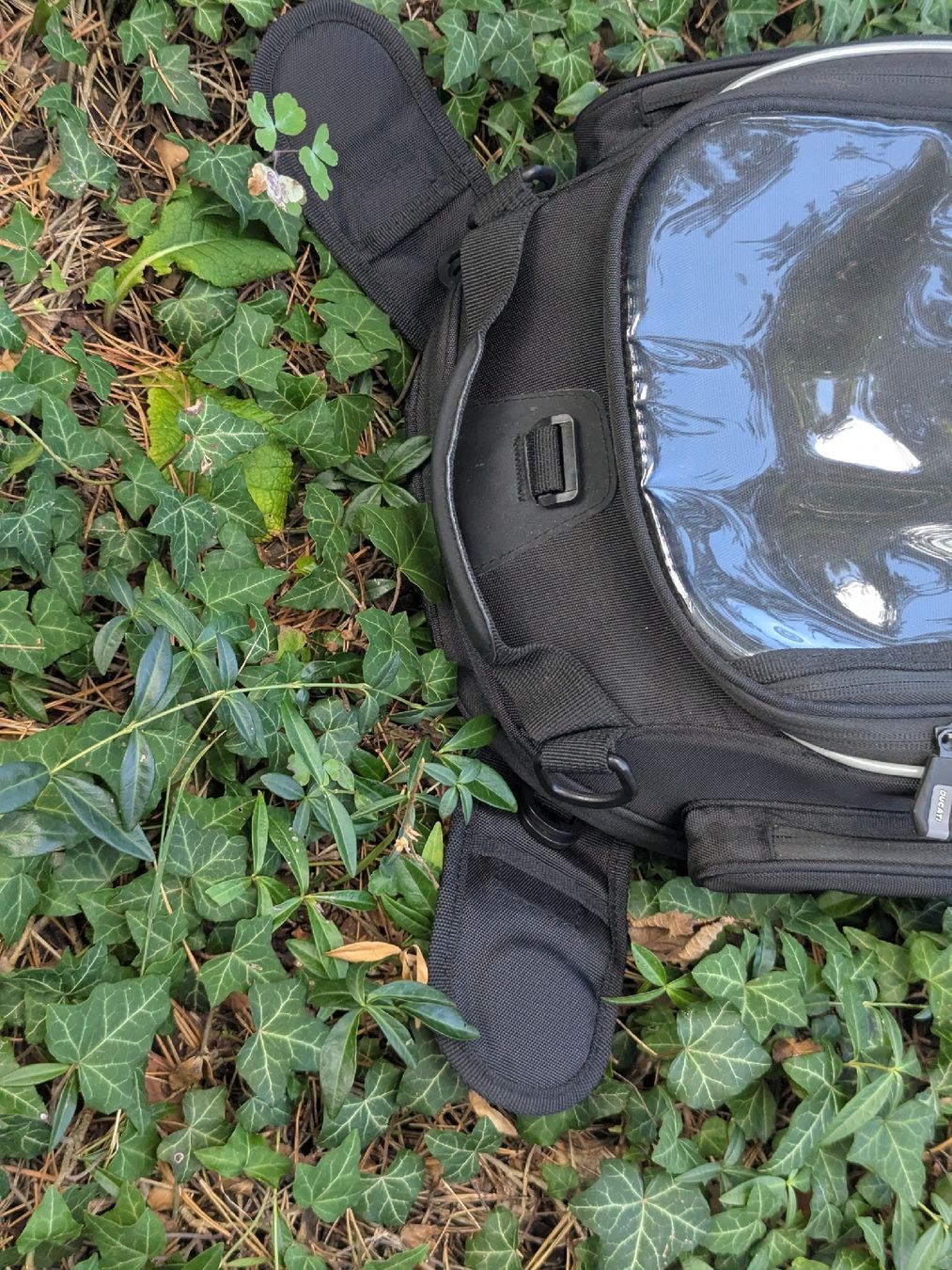 Ducati Taschen: Ducati Tank Bag (magnet) – Neu (gemäss Beschreibung) aus Kilchberg ZH von jeandaniel.browne 4