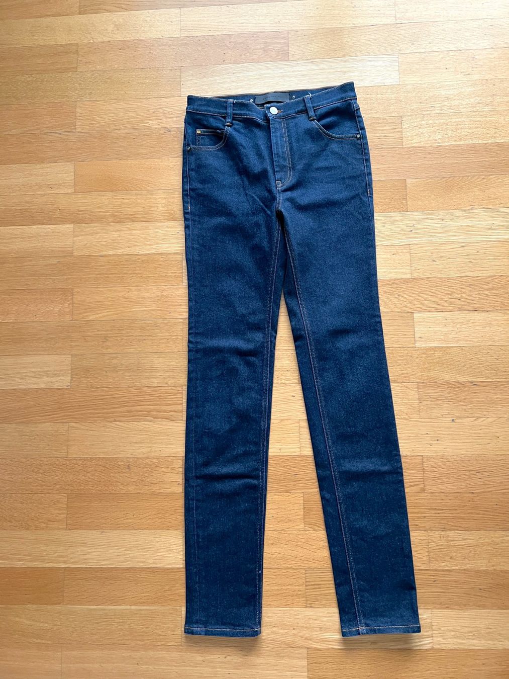 Jeans: Designer Jeans von Barbara Bui Gr. 28 – Nuovo (secondo la descrizione) da Binningen venduto da criss-cross 1