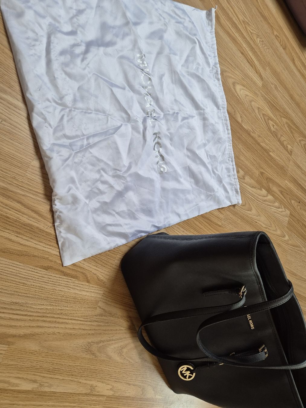 Michael Kors Borse da donna: MK Tasche – Usato da Ganterschwil venduto da Hobi14 1