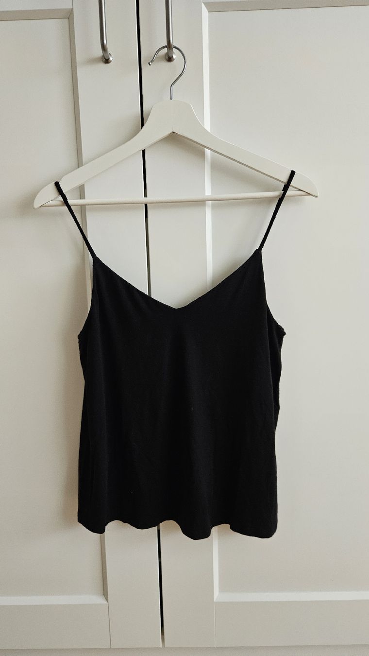 Top: Schwarzes Top - Gina Tricot Gr. S – Usato da Wetzikon ZH venduto da ELIVNE