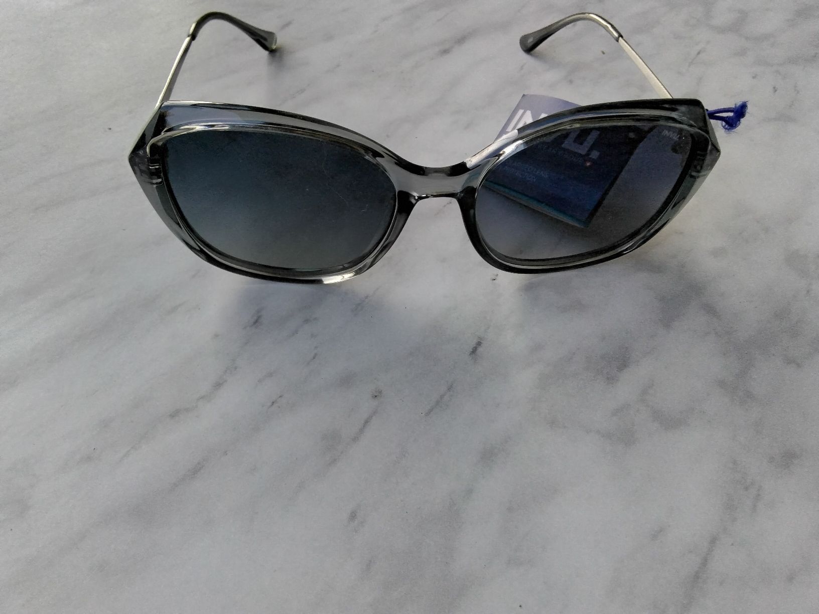 Occhiali & Lenti: SONNENBRILLE INVU NEU – Usato da Biel/Bienne venduto da dasi3