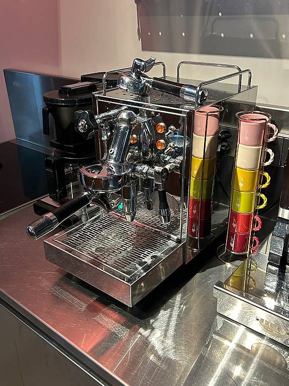 ECM Manufacture Macchine per caffè & Macchine per espresso: ECM Classika PID  Siebträger Kaffeemaschine – Usato da Zürich venduto da DynamicFrame 1