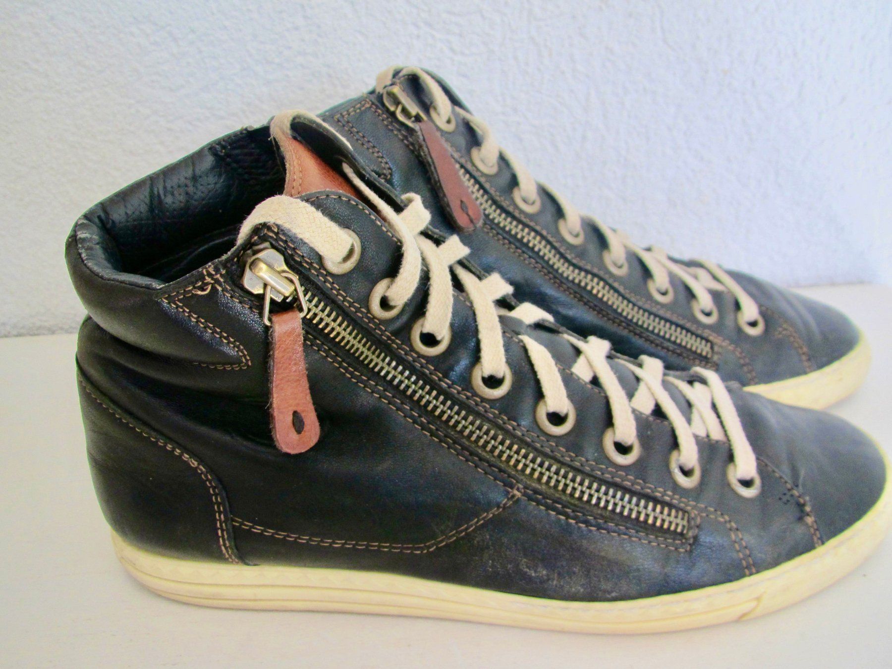 Paul Green Damenschuhe: BOOTS PAUL GREEN CUIR NOIR – Gebraucht aus Murten von Selliot