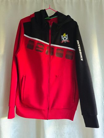 Fussballjacke FC Meggen rot schwarz Grösse XL